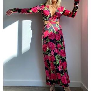 Assi Cut-Out Maxi Dress